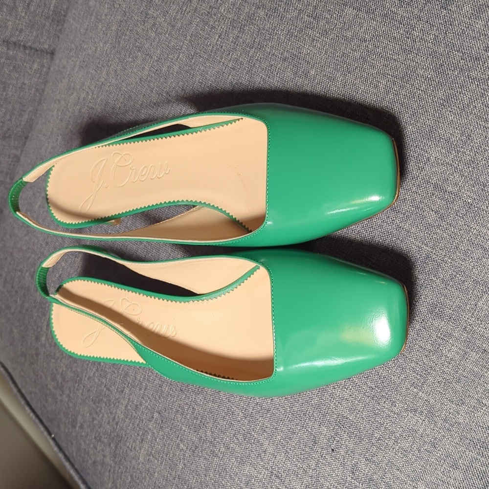 Green kitten heal slingback